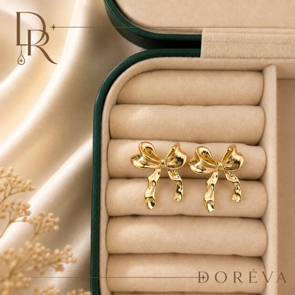 گوشواره میخی استیل طرح پاپیون